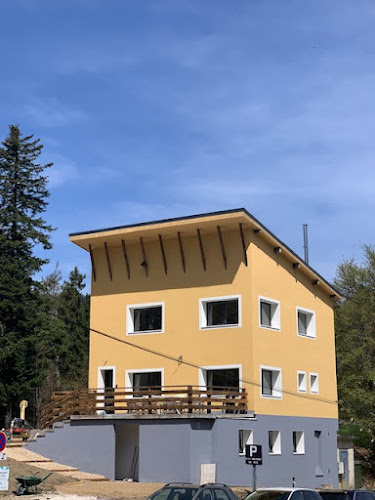 Chalet Jaune Chartreuse à Sarcenas