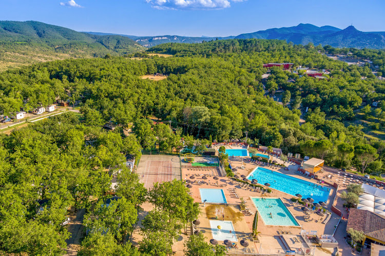 Camping Chaussy à Lagorce