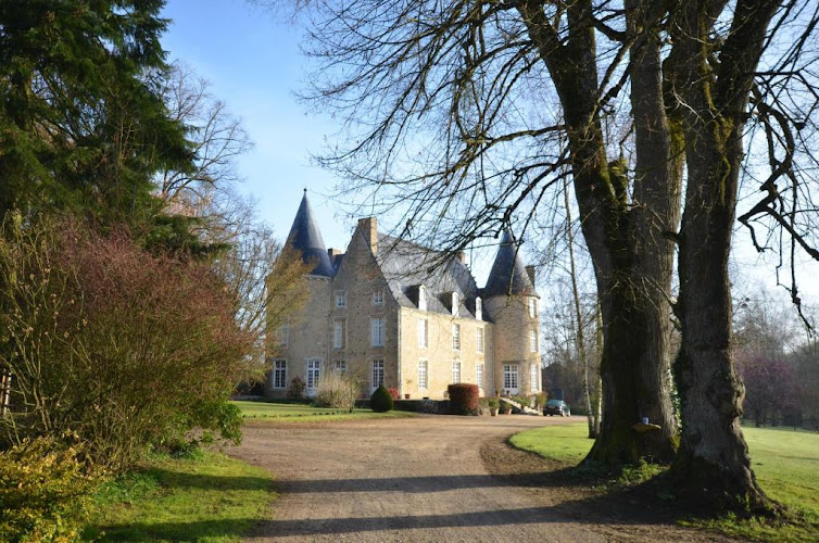 Chteau de Vaux à Yvré-l'Évêque