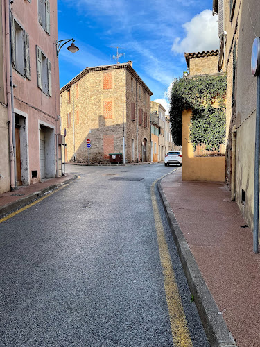 Le muy à Le Muy