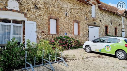 Cote Cour à Prunay-En-Yvelines