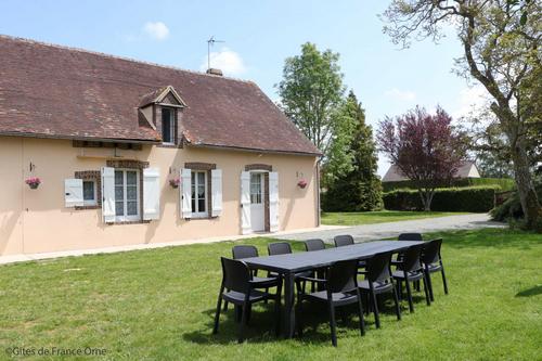 "Gite des Lilas" à LES MENUS