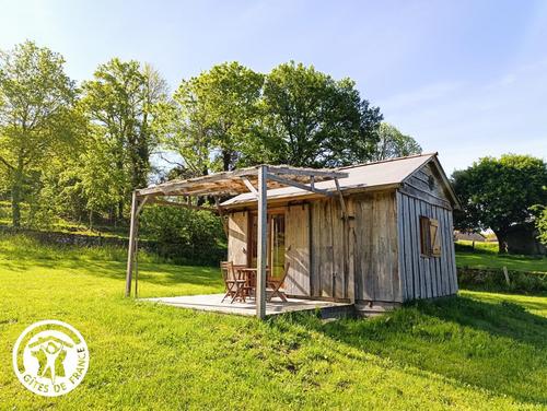 Gîtes de France® - La Cabane des vergnes à Sousceyrac En Quercy