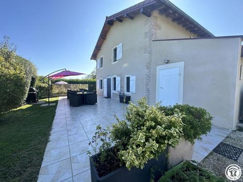Gîte de la forêt de Seillon à Peronnas