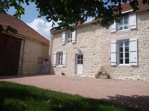 Les Petites Fontaines à St-Priest-D'andelot