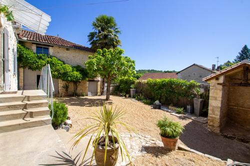 La Maison de Lolo et Marco à Champagnac De Belair