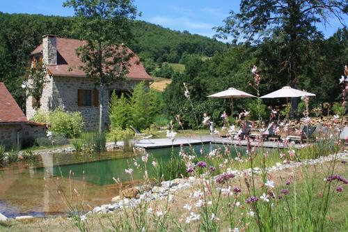 Gîtes de France® - Le Hameau du Quercy - Orée des chênes à FRONTENAC