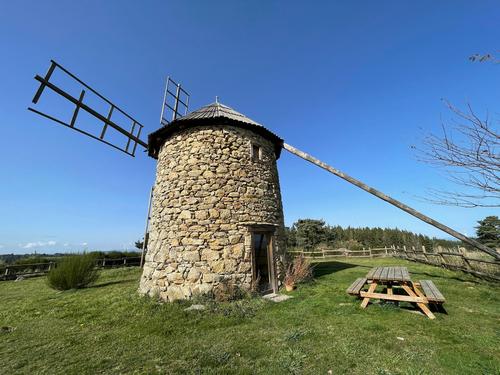 Le Moulin de la Meunière à ALLY