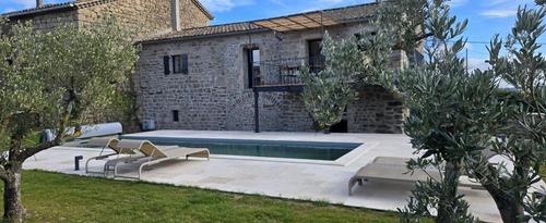 Maison d'Yvonne à Payzac