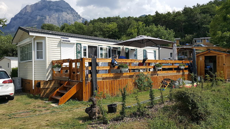 Camping Les Granges à Pontis