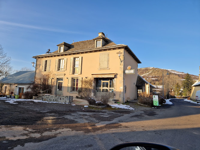 Auberge de la Sapinière à Cros-de-Ronesque