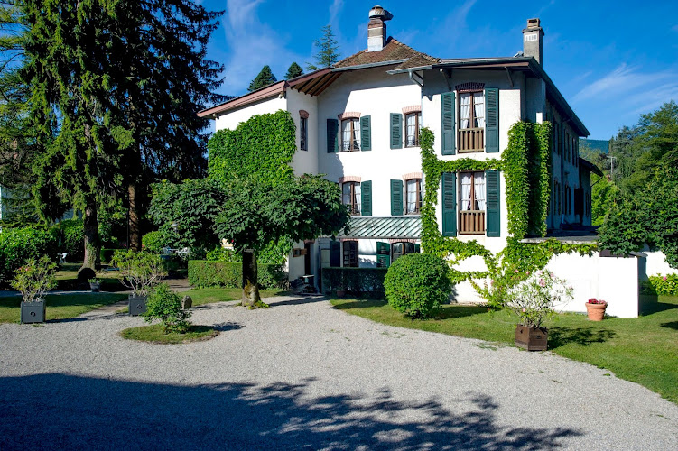 Hôtel Beau Séjour à Menthon-Saint-Bernard