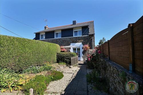 35g11186 à Cancale