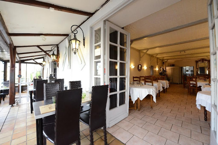 Hôtel Restaurant La Vieille Auberge à Barbezieux-Saint-Hilaire