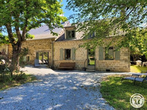 Gîte des Sources (spa intérieur) à Champagnac La Noaille