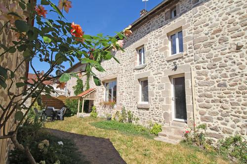 Gîte du Chatelard 87 N°1 à Jabreilles Les Bordes