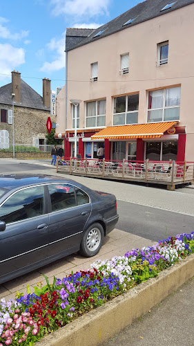 Hôtel Le Sympatic à Loudéac