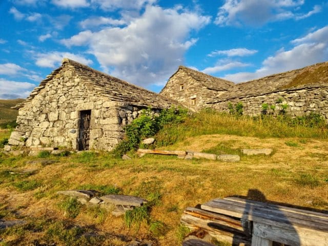 Buron of Fumade Vella à Saint-Jacques-des-Blats