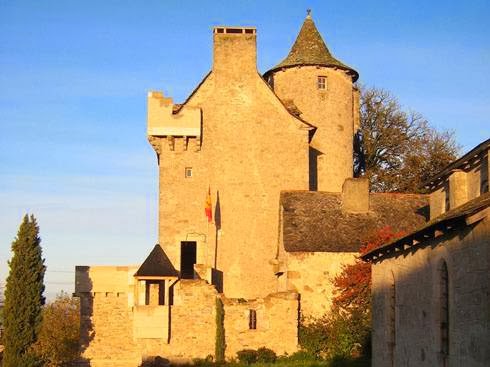 Chateau de Lunac à Lunac