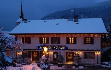 Hôtel La Croix Jean Claude à Les Allues