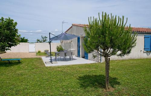 Le Cypres à VILLEDOUX
