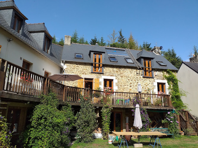 The Old Forge à Saint-Péver