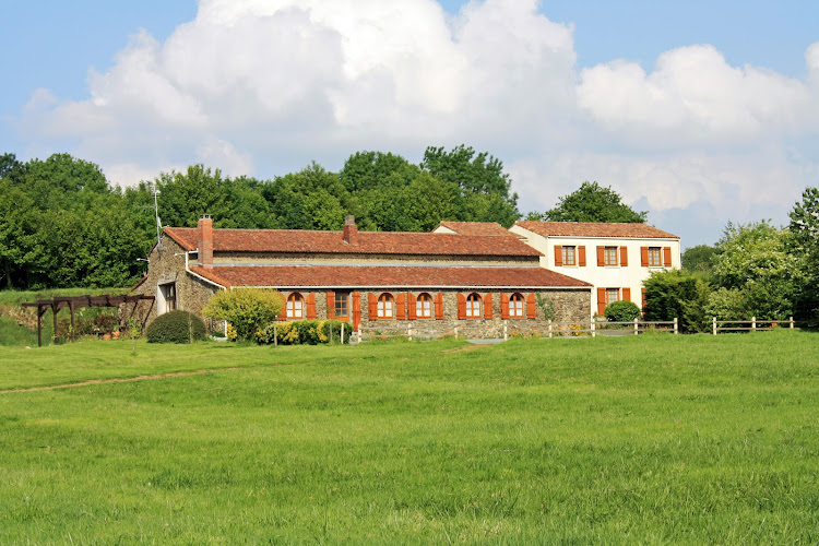 hôtel-Restaurant Inn Of The Sewing à Pouzauges