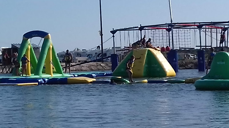 Camping Bay à L'Aiguillon-la-Presqu'ile