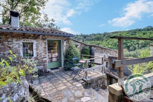 La Baume à Saint Bresson