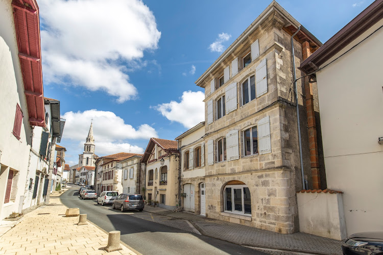 Le Bel Endroit hôtel à Bidache