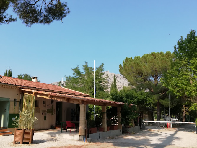 Camping Sainte Victoire à Beaurecueil