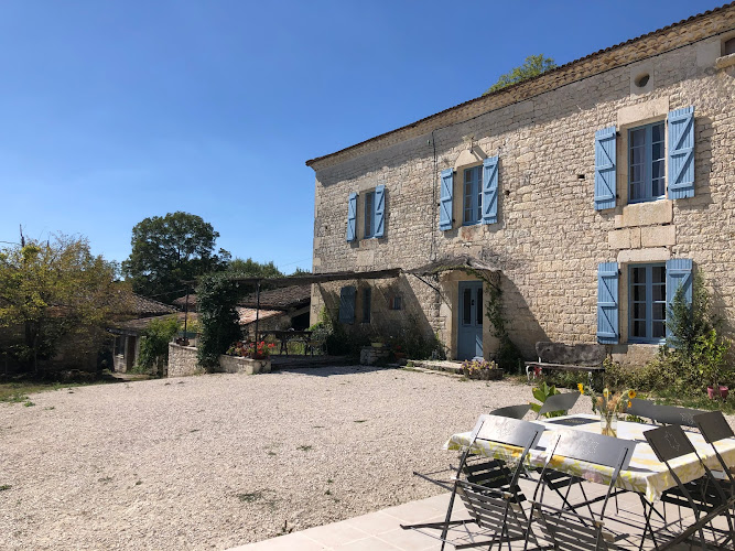 The Happy Hamlet à Fauroux