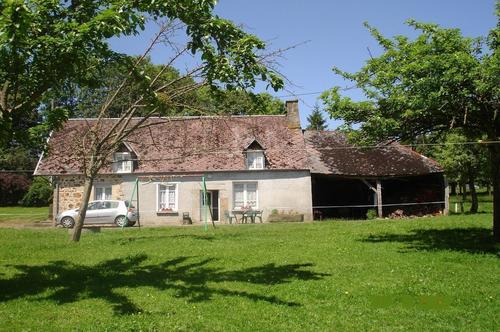 Le Petit Gîte de la Ferme Naturellement Normande à Landelles Et Coupigny