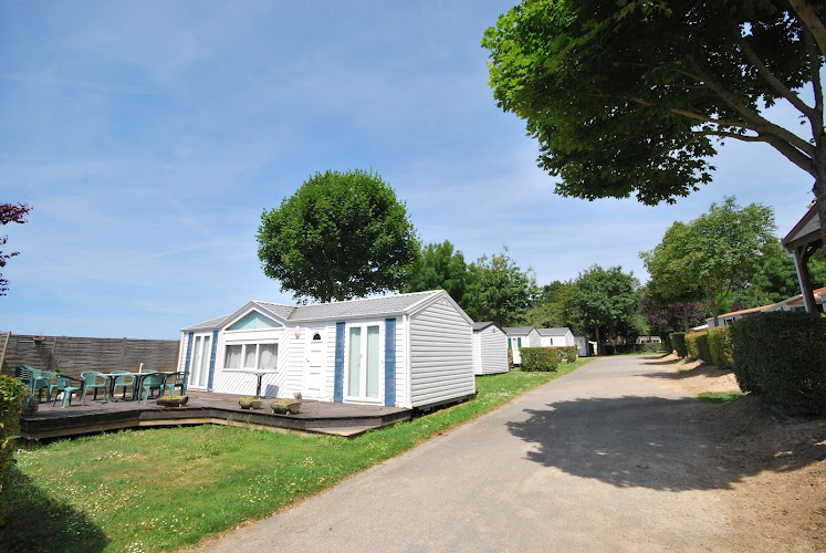 Camping le Roc à Vairé