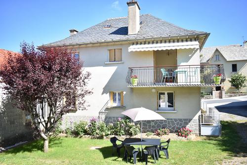 Gîte Le Marquizat Rouens 12140 Saint Hippolyte à Saint-Hippolyte