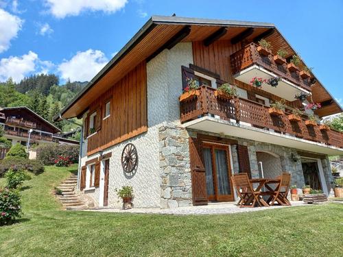 Le Tavaillon à Champagny En Vanoise