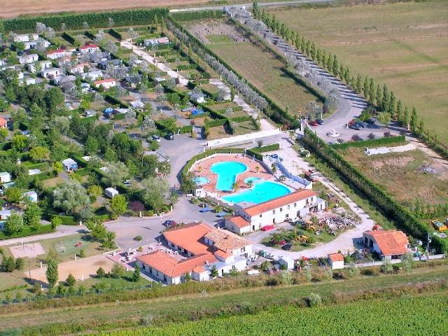 Camping L estuaire à Saint-Thomas-de-Conac