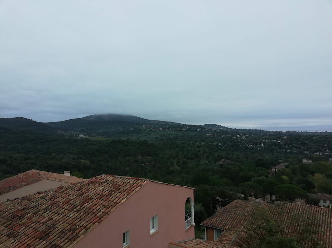 Pieces à Grimaud
