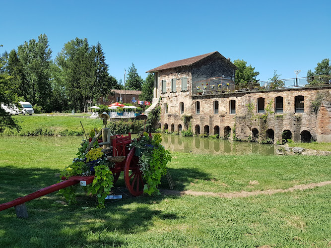 Camping *** Le Moulin de Bidounet à Moissac