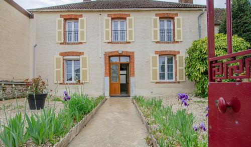 Au Coeur du Village à Jully Sur Sarce