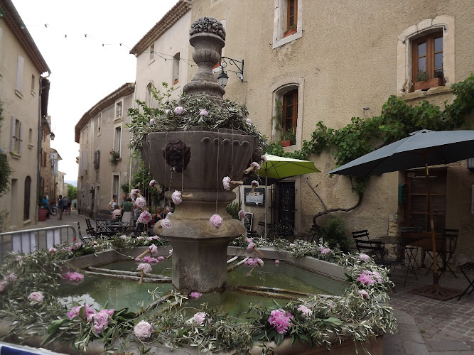 Chambres D Hôtes Les Oliviers à Venasque
