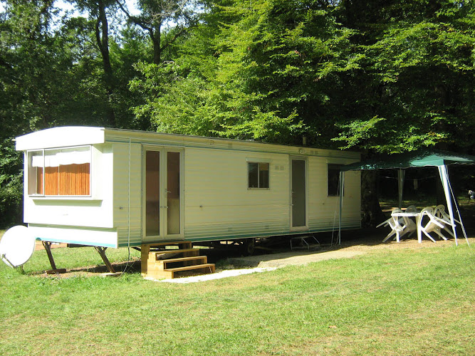 Camping Le Pouget près de Sarlat à Simeyrols