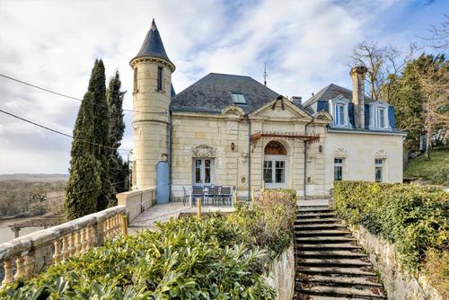 Château Satis Morituro à Chinon