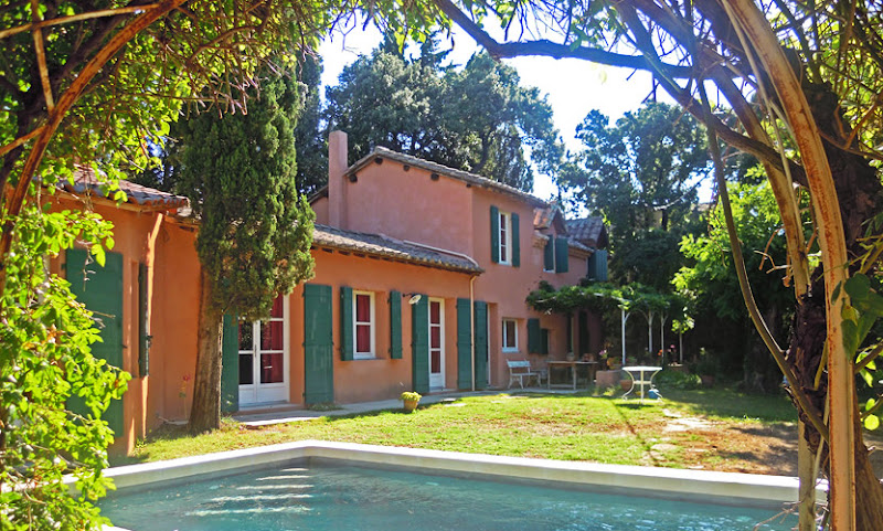Campagne Bertani à Villeneuve-lès-Avignon