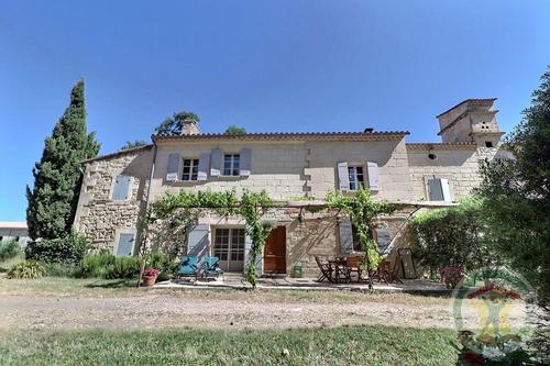 Mas de Villages à FOURQUES