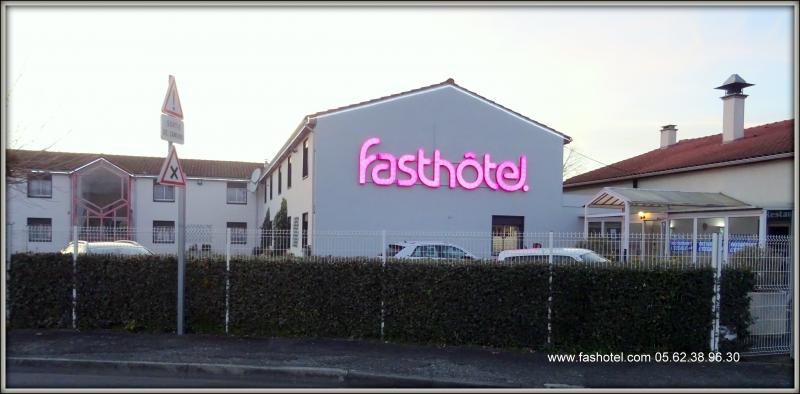 Fasthôtel Tarbes à Séméac