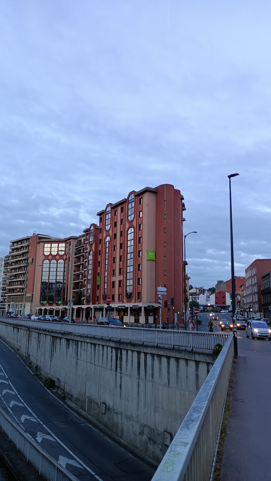Ibis à Toulouse