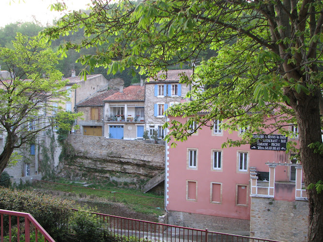 Les Angelots et la Maison du pont