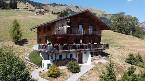 Les Pierres Du Chozal à Hauteluce