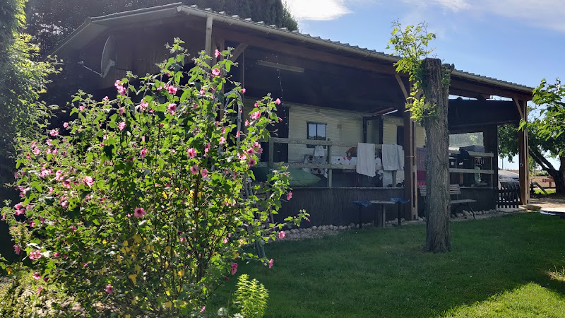 Peneleau - Île et Bungalov à Montignac-de-Lauzun